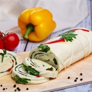 РУЛЕТ С БОЛГАРСКИМ ПЕРЦЕМ И ПЕТРУШКОЙ +/-550г. 2214